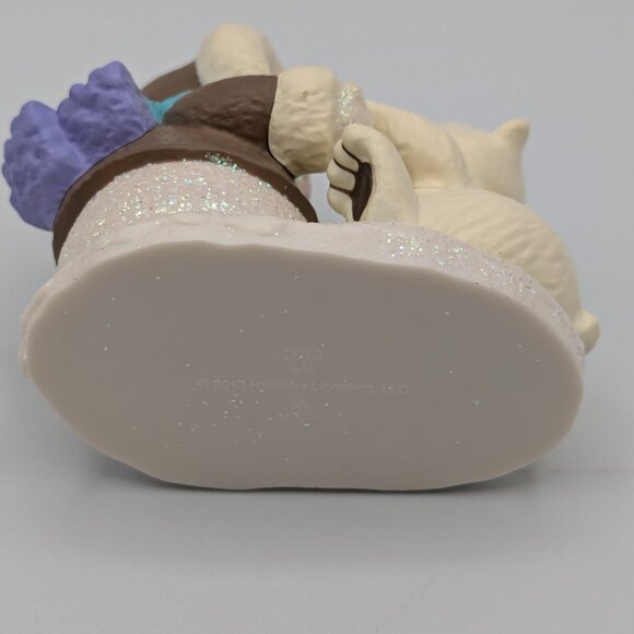 Hallmark Keepsake Snow Buddies 2013 -- 16th in the Snow Buddies Series Ornament - Picture 7 of 10